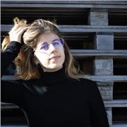 Insegnante di chimica , ottima per ragazzi di liceo